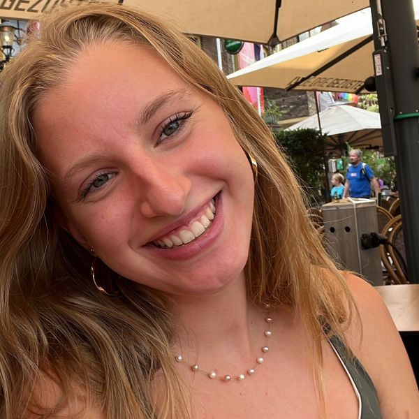 Huisdierenoppas Sara uit Groningen